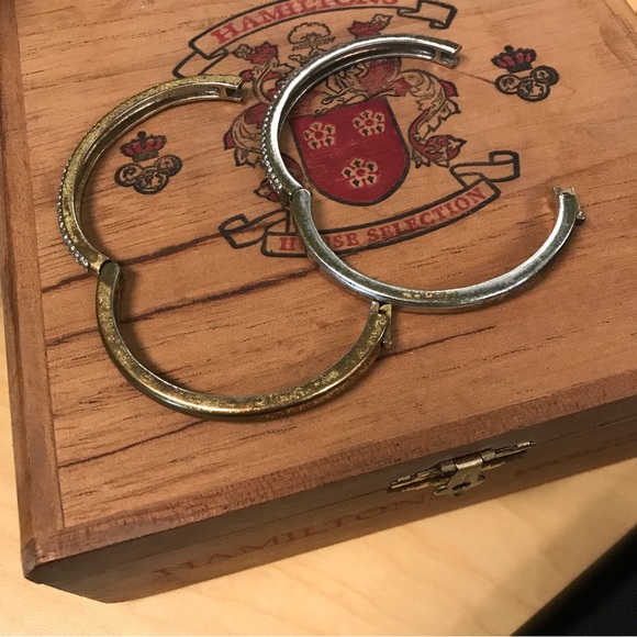 Vintage Bracelet Bundle of 4 - Picture 11 of 16